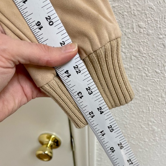 REVOLVE Majorelle Cropped Sherpa Collar Suede Bomber Jacket Sand Beige Size XXS - Picture 10 of 12